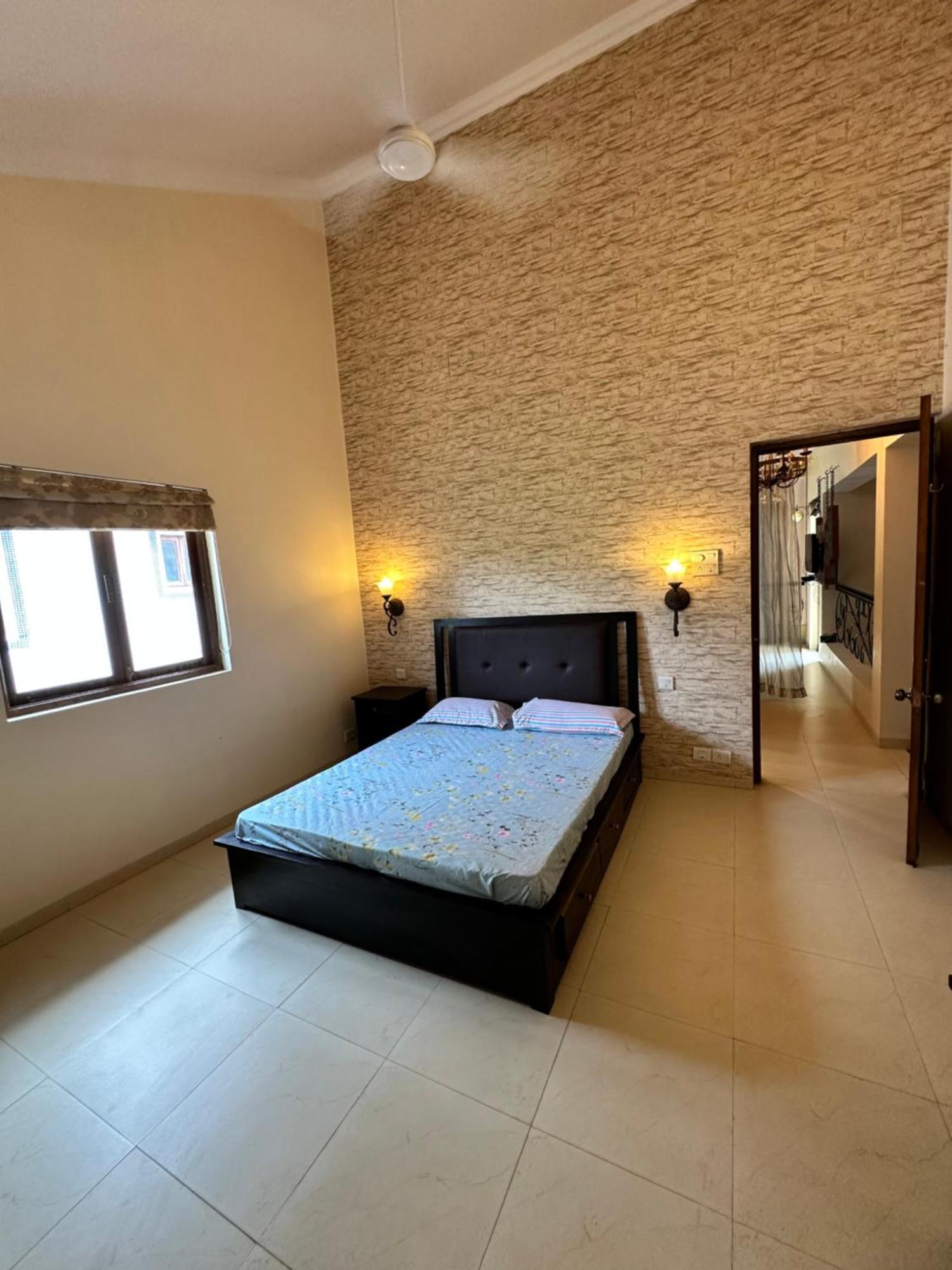 Riviera Hermitage Anjuna Exterior photo